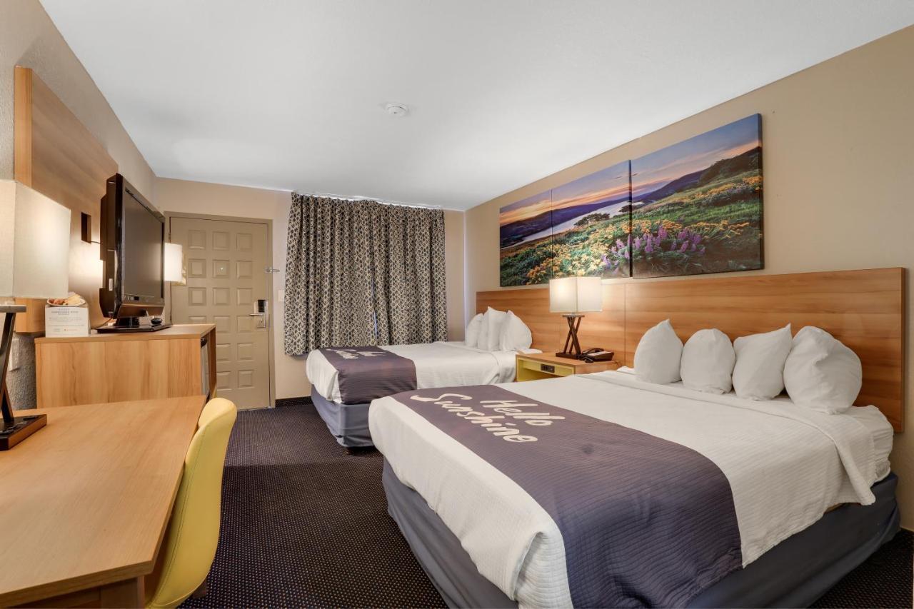 Days Inn & Suites By Wyndham Нидлс Экстерьер фото