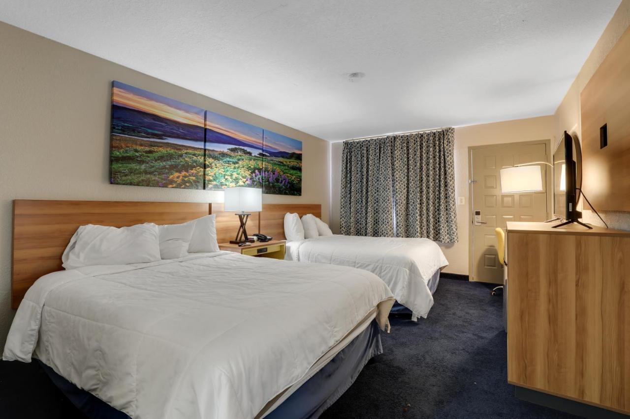Days Inn & Suites By Wyndham Нидлс Экстерьер фото