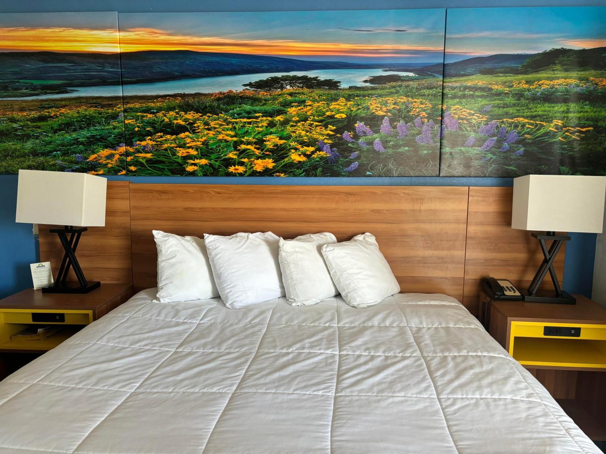 Days Inn & Suites By Wyndham Нидлс Экстерьер фото