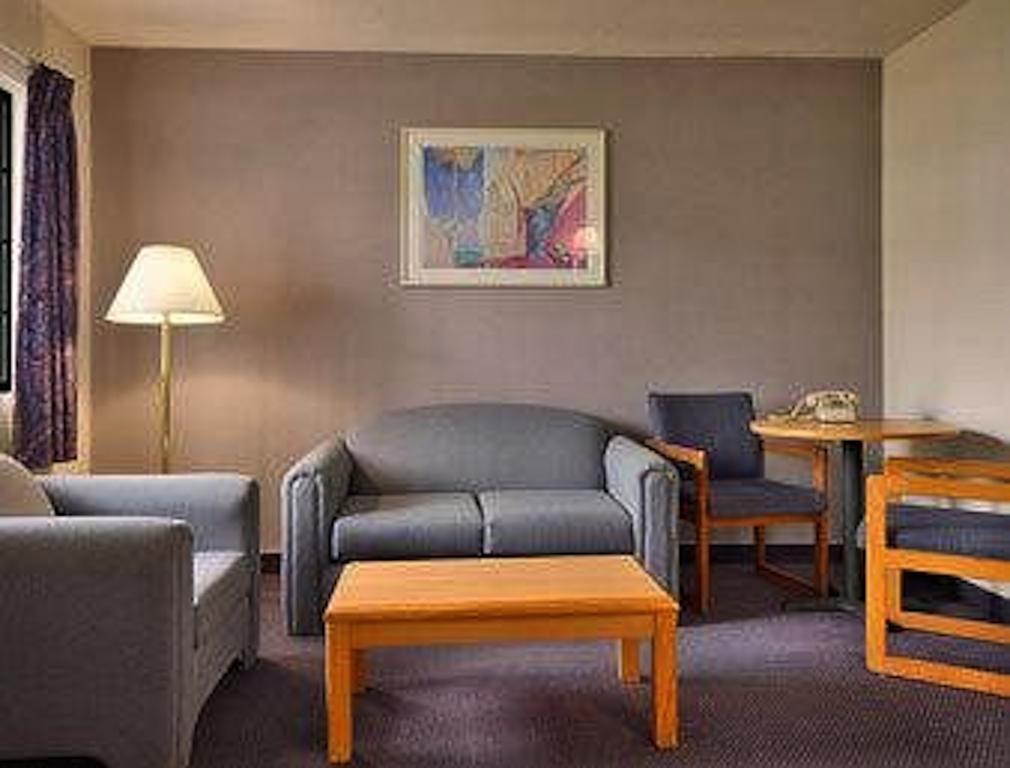 Days Inn & Suites By Wyndham Нидлс Номер фото