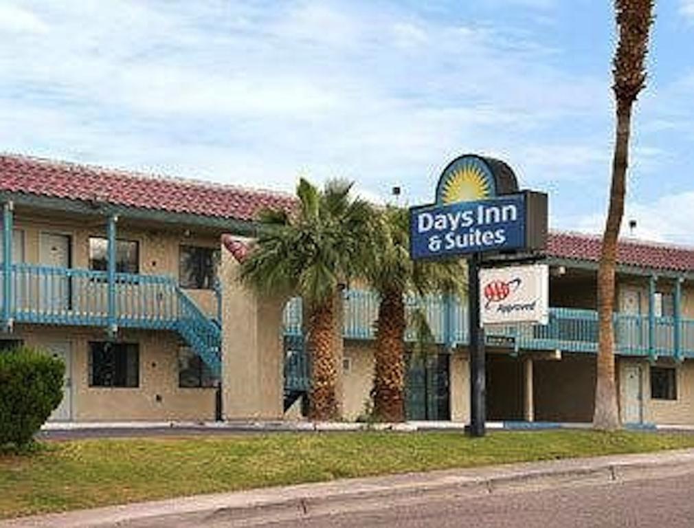 Days Inn & Suites By Wyndham Нидлс Экстерьер фото